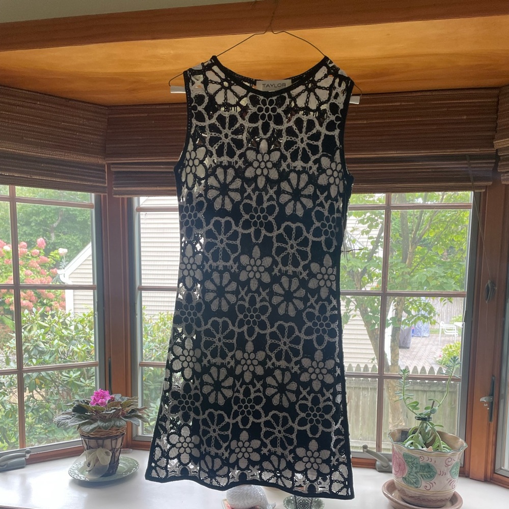 NWT Taylor Black and White crochet dress